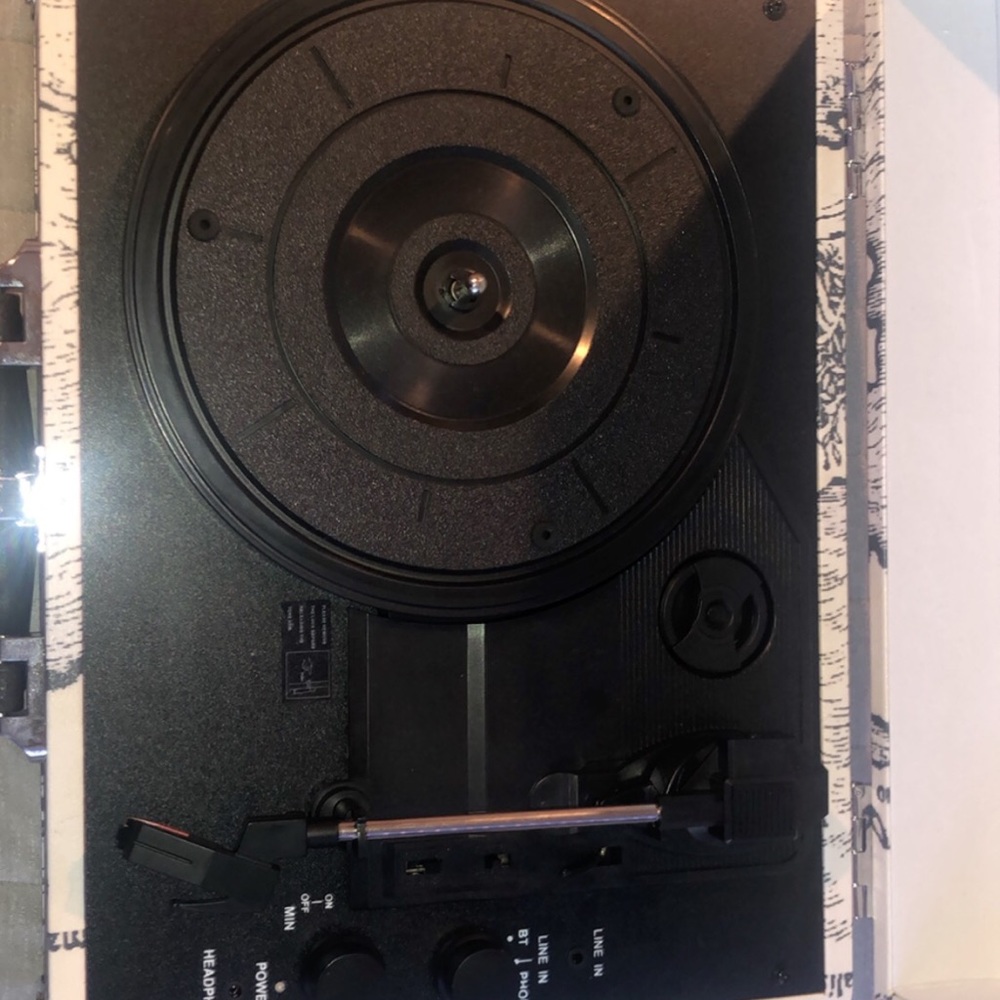Victoria record player - Picture 10 of 14